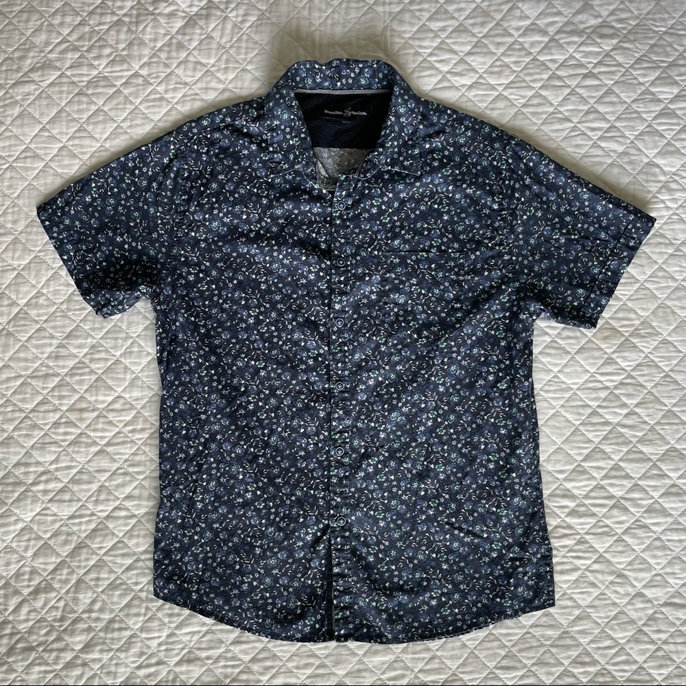 Men Short Sleeve Button Down Shirt Size Large